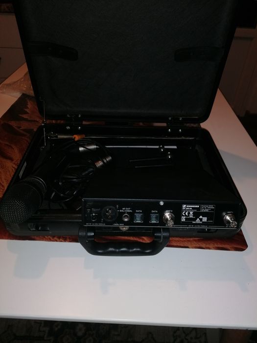 Vand microfon Senheiser EM 100 G4, stare f buna