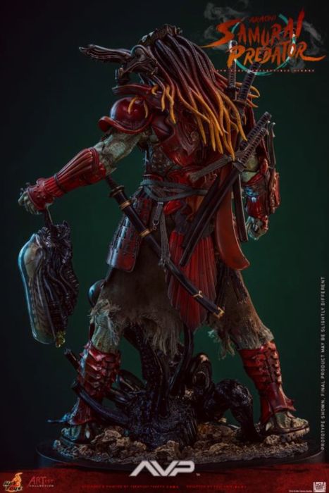 Hot Toys Deluxe version Predator 2.0  and Samurai Predator - нови