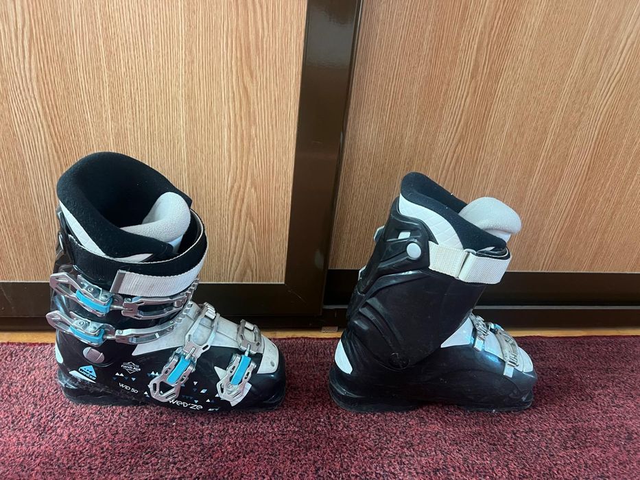 Skiuri și clăpari damă