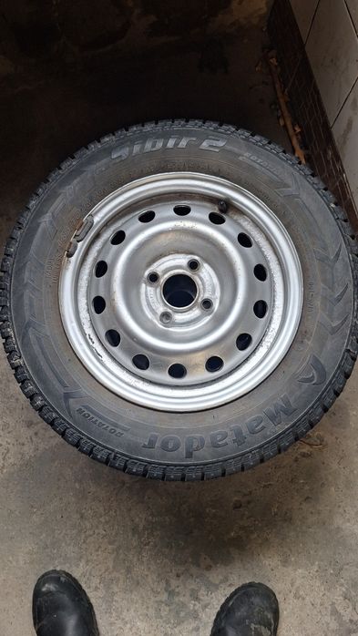 Продам шины с дисками. Зима, лето