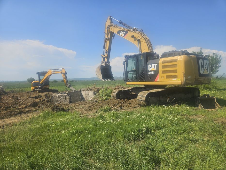 Excavator buldoexcavator