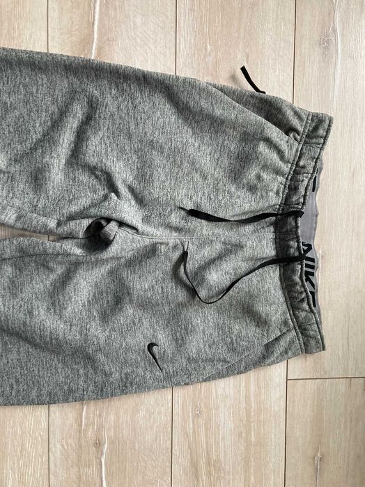 Найк Nike Therma Fit мъжко долнище долница размер М
