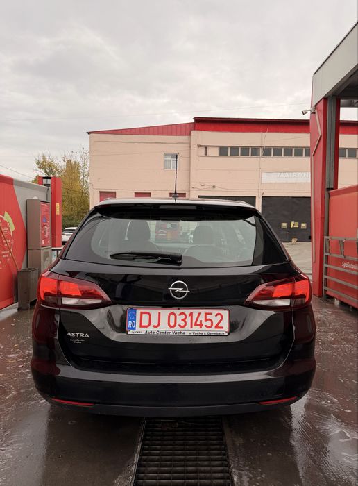 Opel Astra K Sports Tourer (Break) – 2021 | 1.2 Benzină | Manuală
