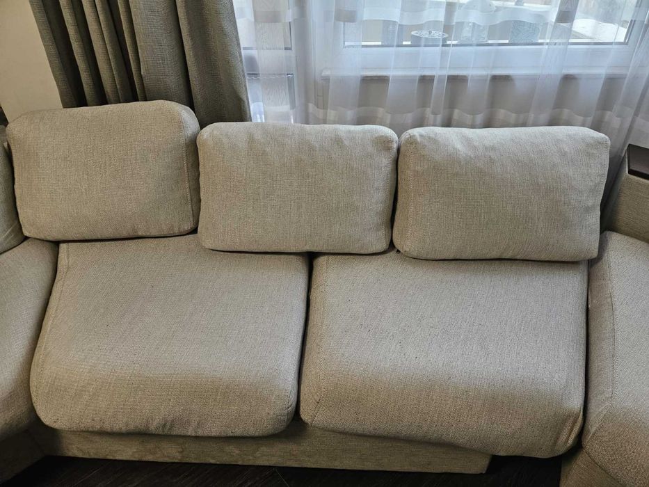 Холов диван ъгъл с етажерка