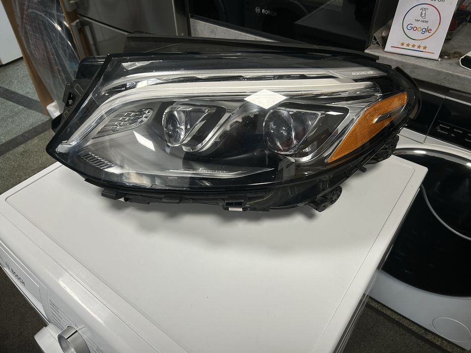 Оригинален фар Мерцедес гле -Mercedes Gle w 166