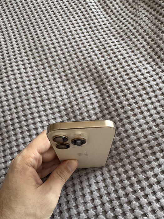 iPhone 16 Pro 512GB Золотой