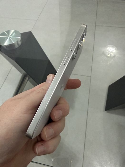 Samsung S24 Plus marble gray 256GB   neverlocked