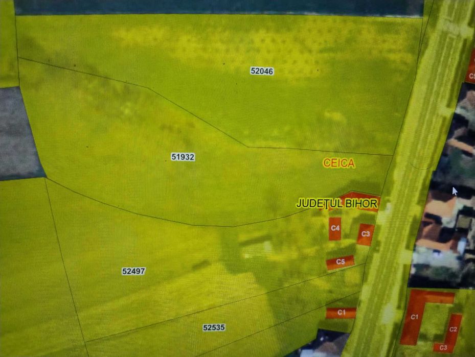 Teren intravilan, Dusesti