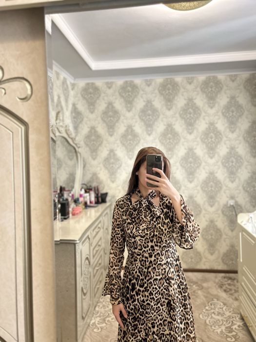 Янги кийилмаган бир марта хам росса чиройли туради