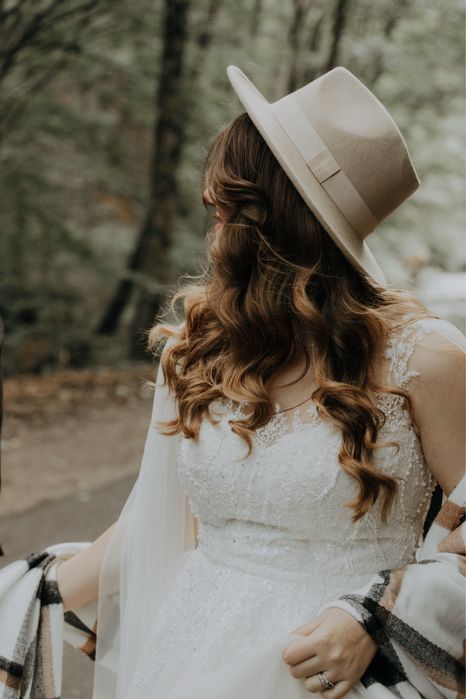 Vand rochie de mireasa