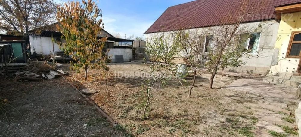 Продается дом в центре города