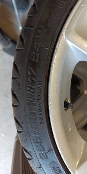 Гуми TAURUS 205/40 ZR 17 84W + Джанти