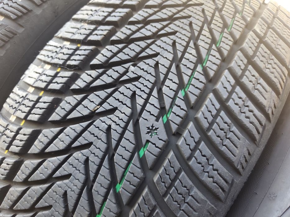 215/55/17" 4бр Good year ultra grip performance. Dot3624г,7-8мм