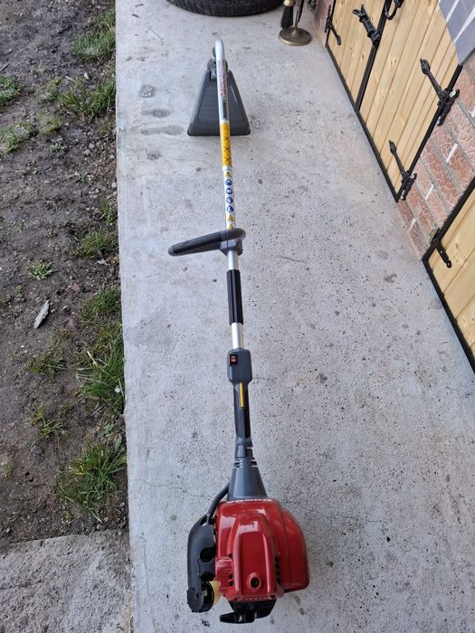 Honda GX25 motocoasa pe benzina 4 timpi