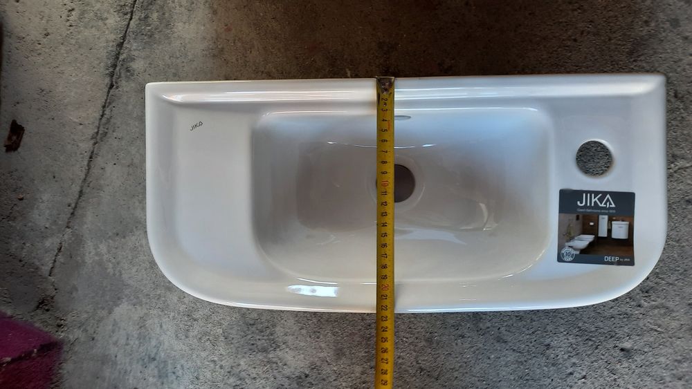 Раковина настенная