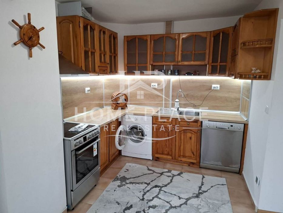 ТРИСТАЕН апартамент под наем - Цветен квартал