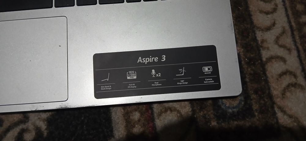 Acer aspire 3 Ryzen 3-7330U 8/512