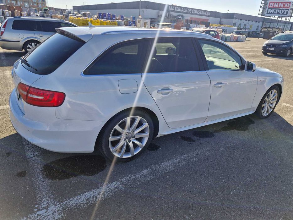 Mașină A4 avant 2013