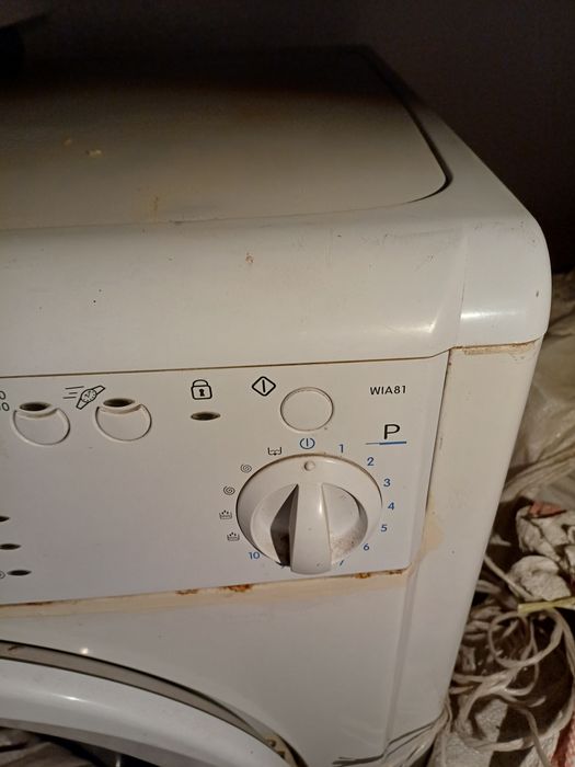 Продам стиралку Индезит