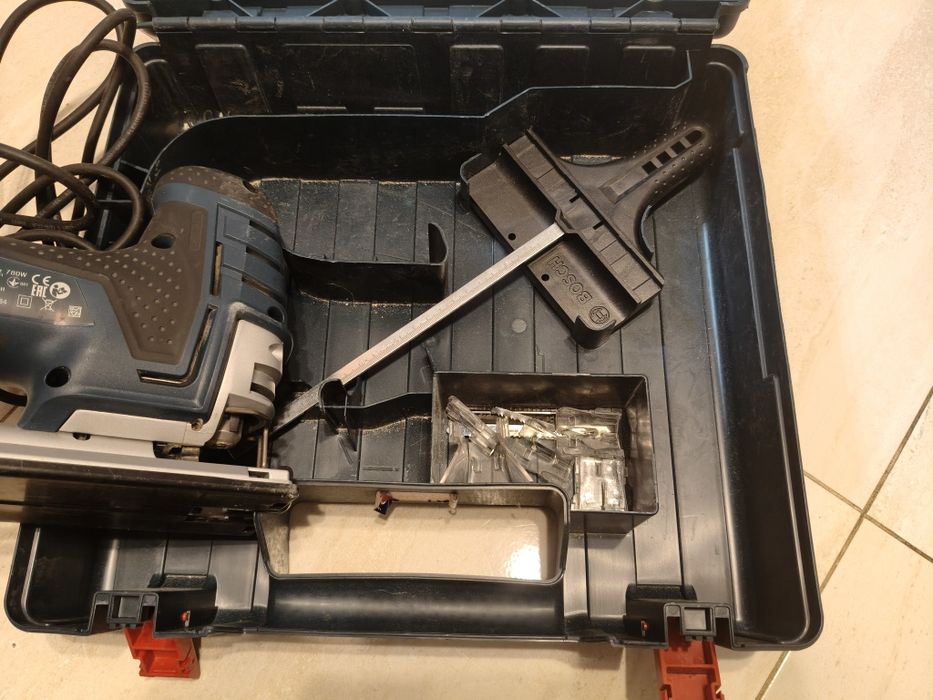 Fierestrău Pendular Bosch