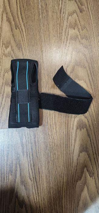 Orteza unisex ambele maini, marime M