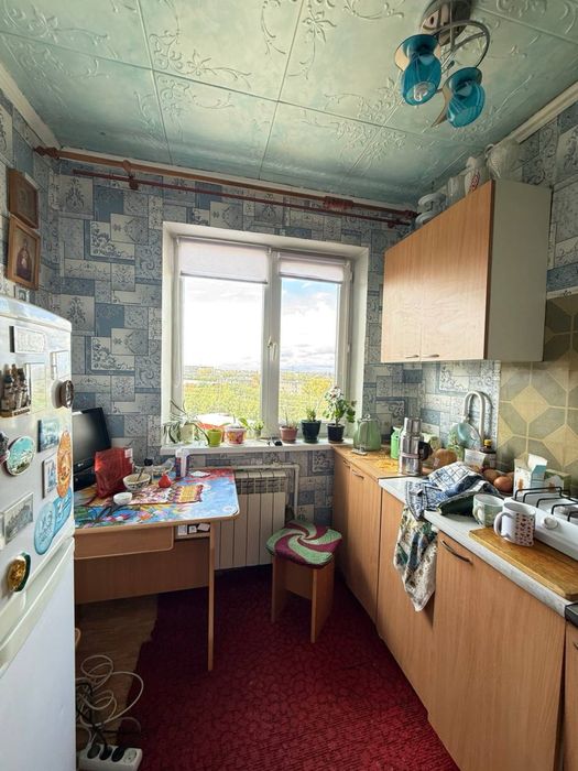 Продается 1 комн квартира на 6 микр