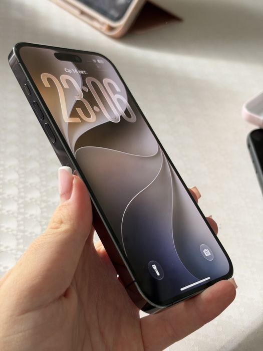 Продам Iphone 14 pro max