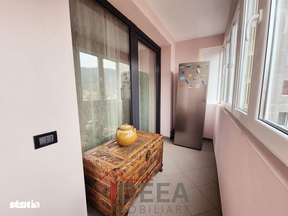Apartament cu 3 camere, decomandat, ultracentral