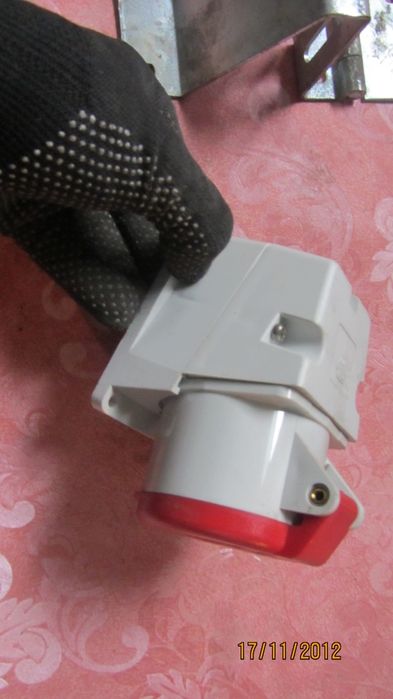 Силовые разъёмы и розетки