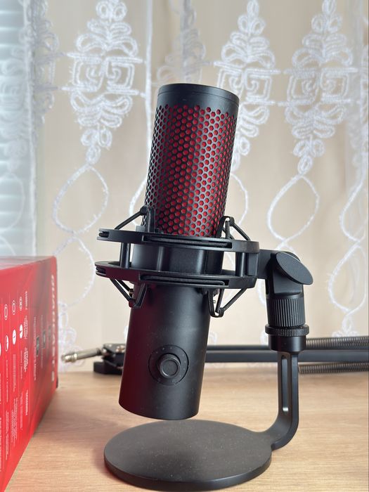 Hyperx Quadcast 2 + Стойка