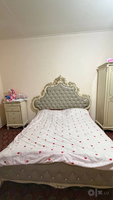 Дубай мебели сотилади тез ва арзон