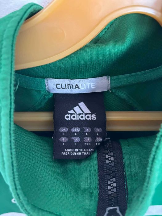 Горнище на Adidas - Размер Л