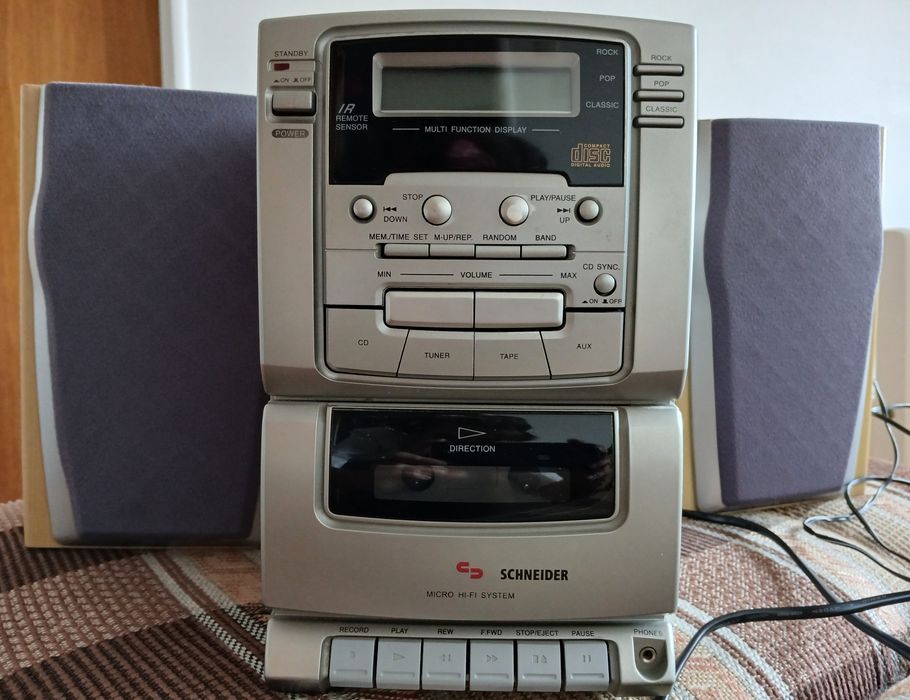 Sistem audio cd player, casetofon, radio, boxe Schneider