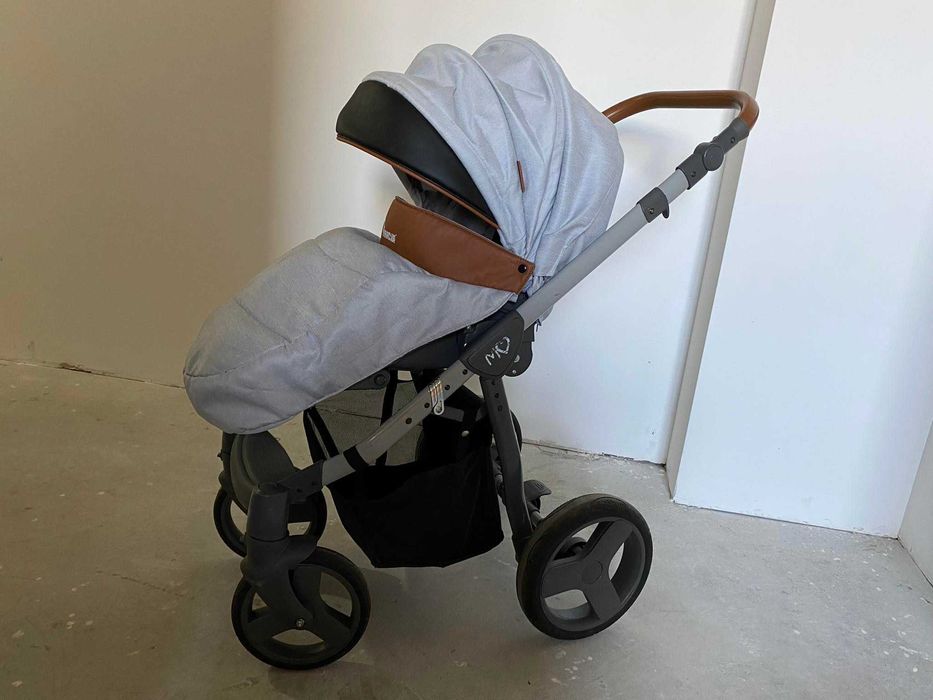 Бебешка количка 3 в 1 BabyActive Mommy