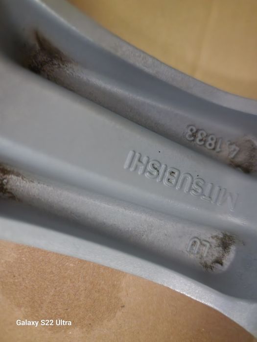 Mitsubishi 16 цола Оригинал Carisma  Galand