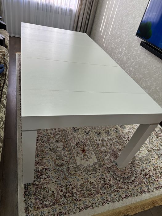 Продам деревянный стол