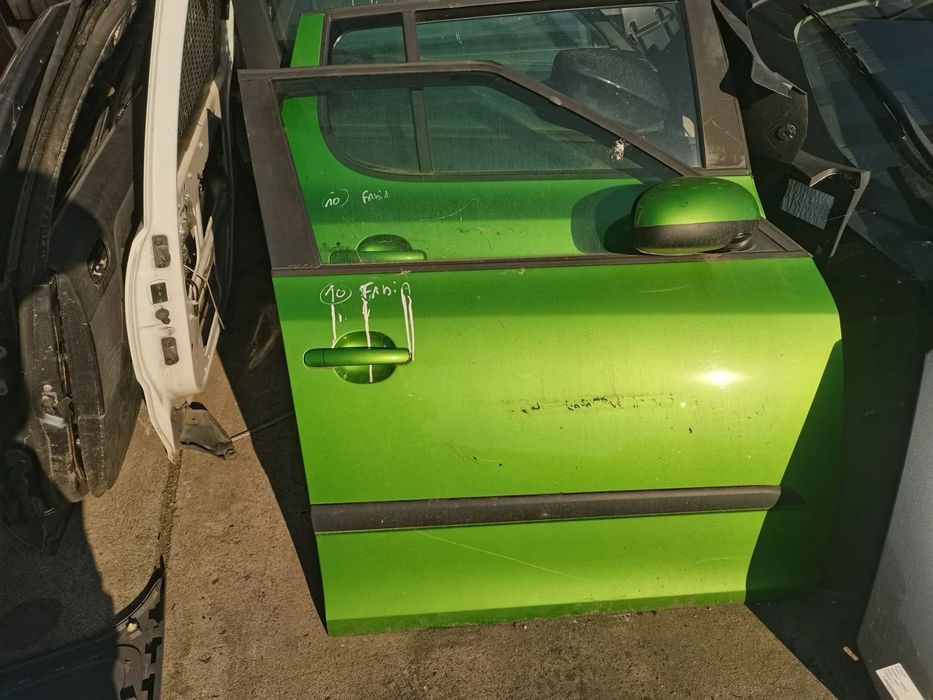 usa portiera dreapta fata Skoda Fabia 2
