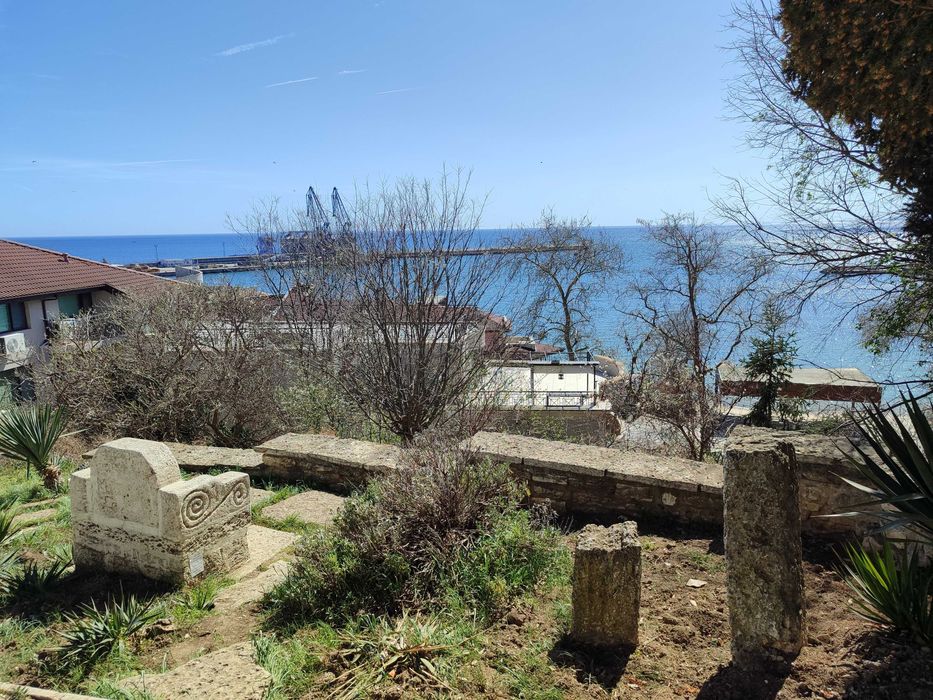 Продава се Двустаен апартамент в Балчик - 70 кв.м за 1000 €/кв.м - Снимка #9