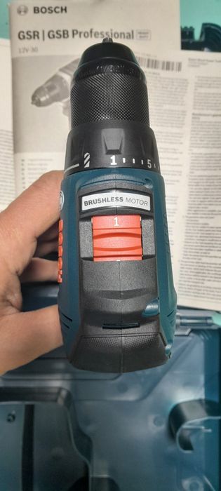 Шуруповерт Bosch GSR 12V-30