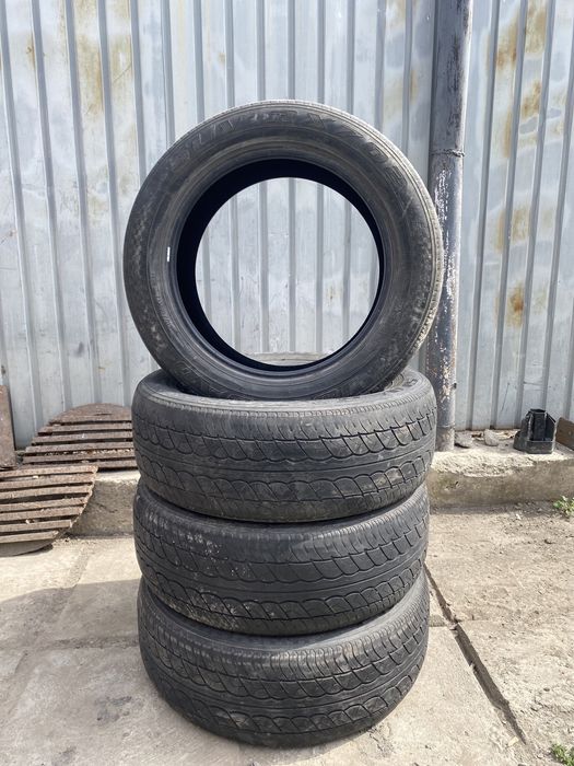 Б/У Шины летние 215/60 R17 96H