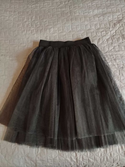 Дамска пола от тюл