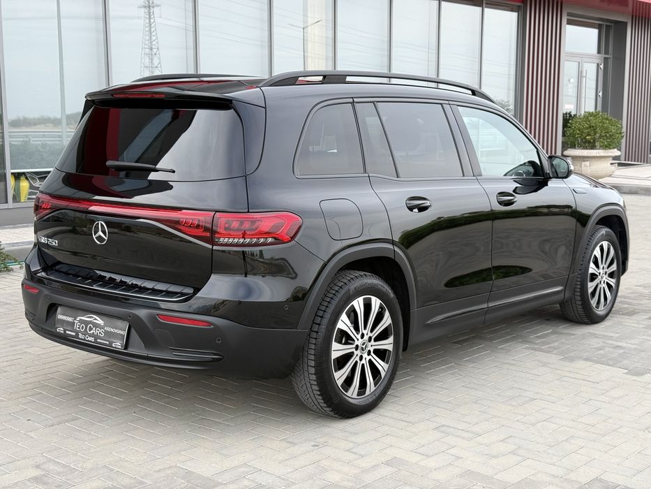 Mercedes-Benz EQB 250 70kw 190к.с 62000км