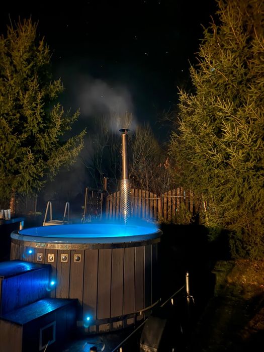 Închiriez ciubăr/jacuzzi mobil