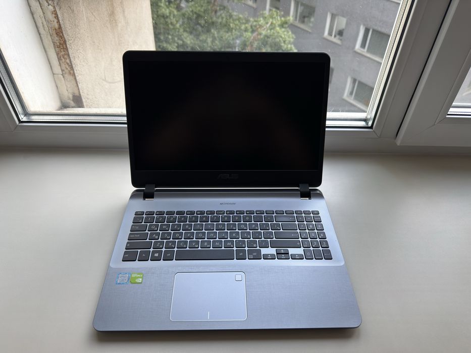 Продается ноутбук Asus