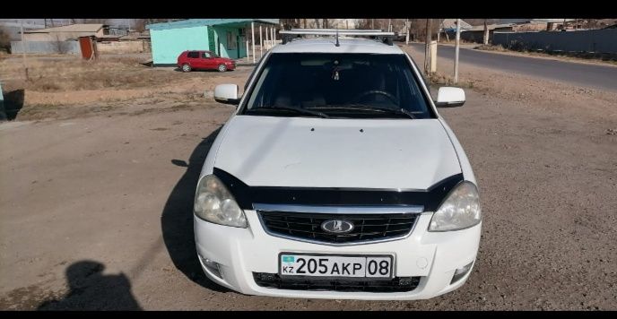 Продаю Приору (универсал)