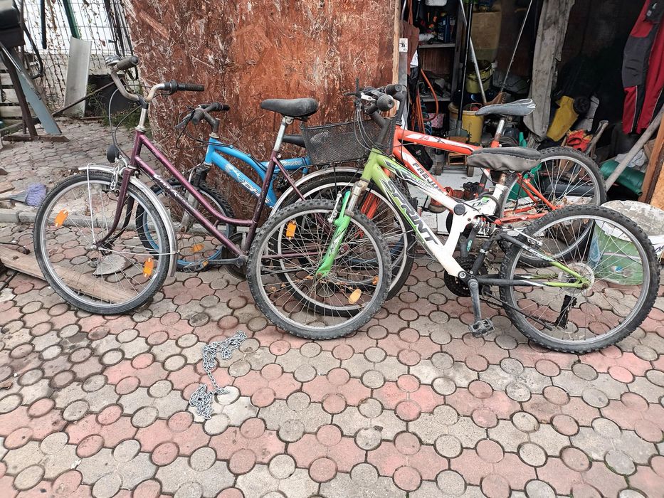 Vand urgent 4 biciclete  1500 lei