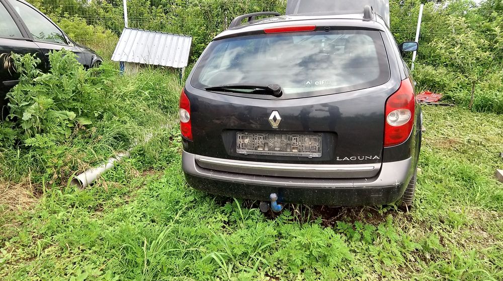 Dezmembrez Renault Laguna 2 și Renault Scenic 2