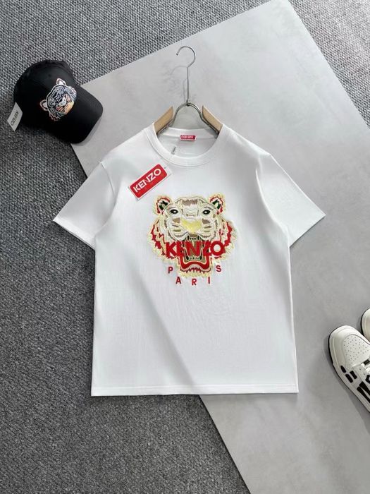 Футболки мужские одежды