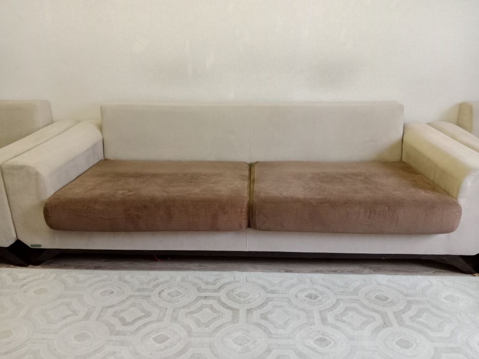 Диван в хорошем состояний