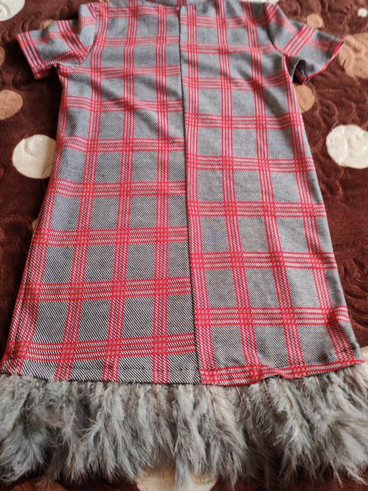 Rochie cu fulgi cusuti
